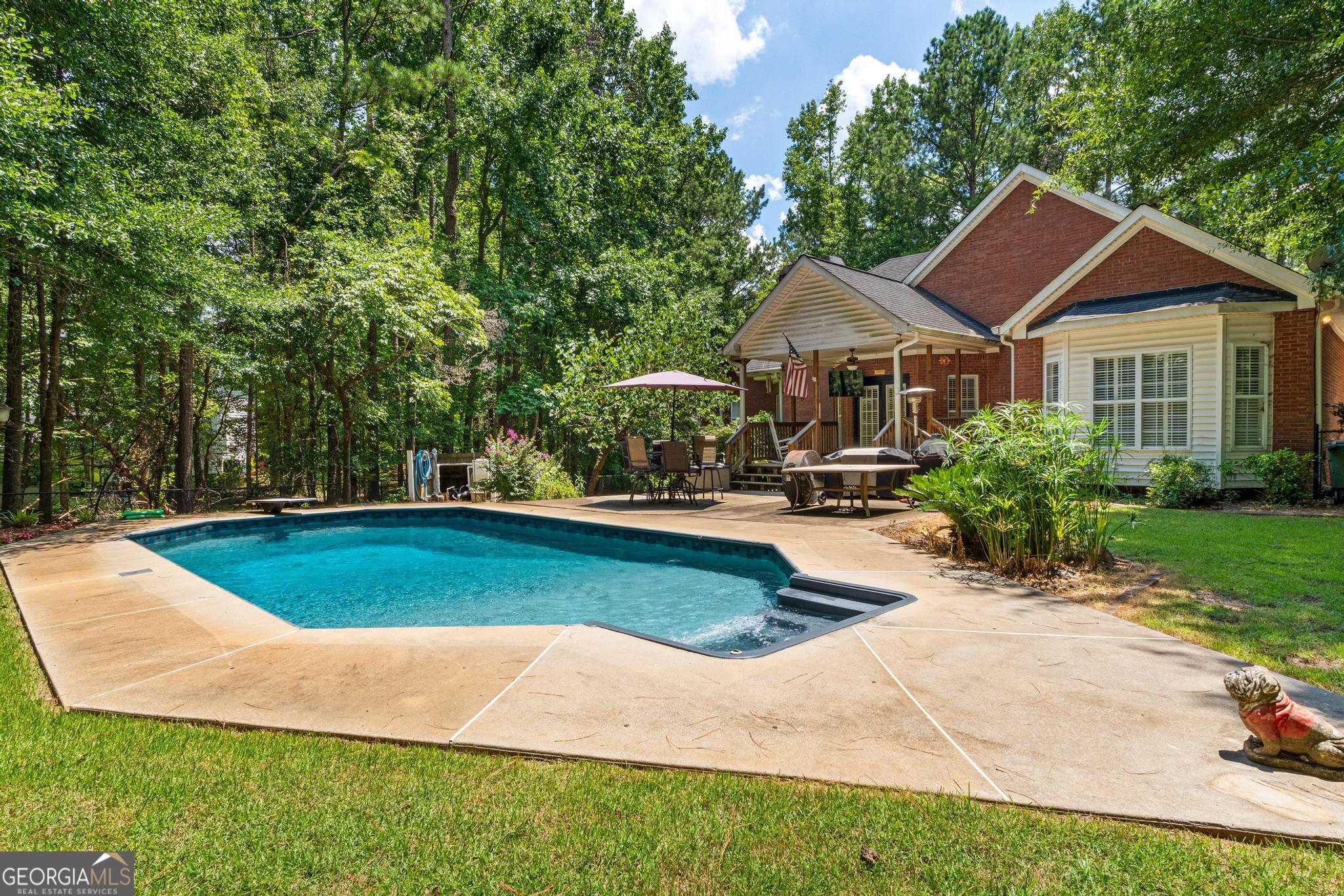 125 Allie DR
