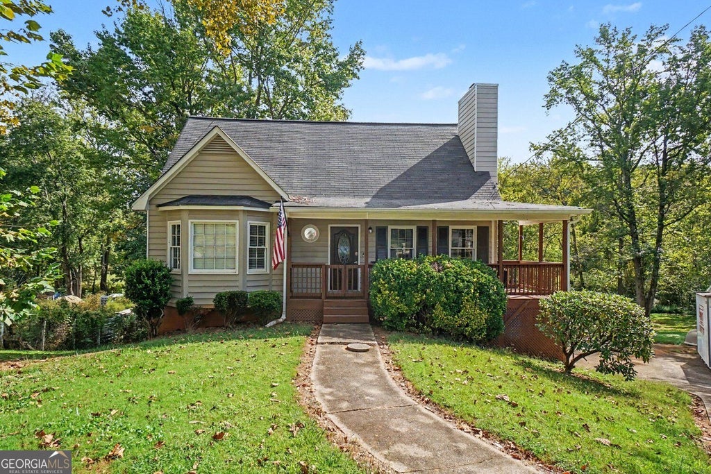Photo of 481 Don Circle SW, Marietta, GA 30064 (MLS # 10866627)