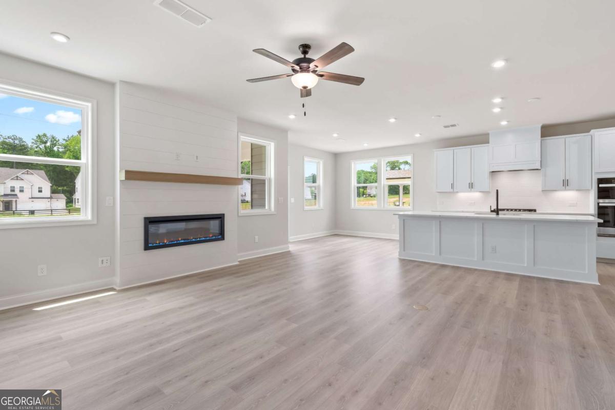 5133 Hillside Haven DR