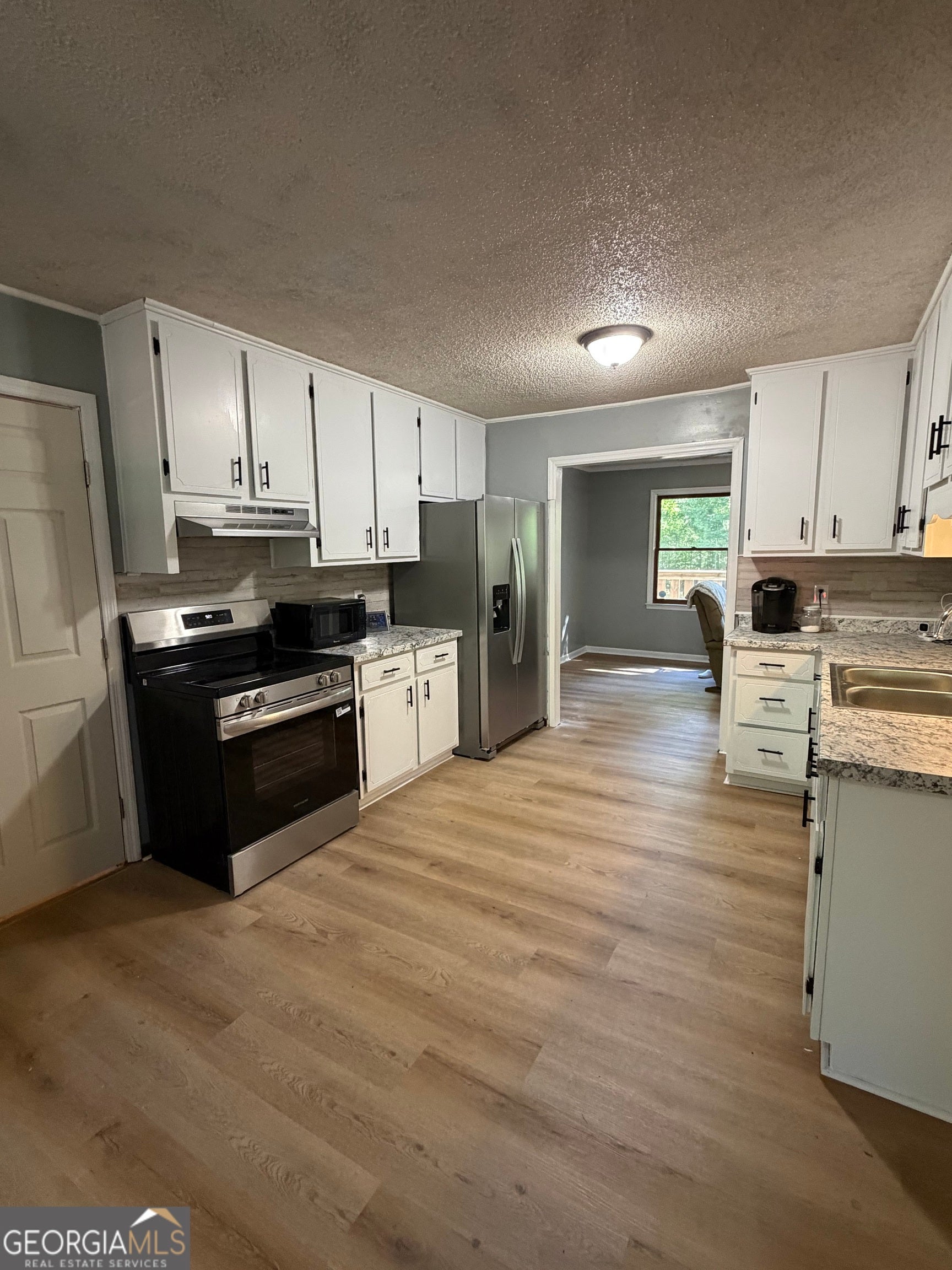 221 Oak Valley DR
