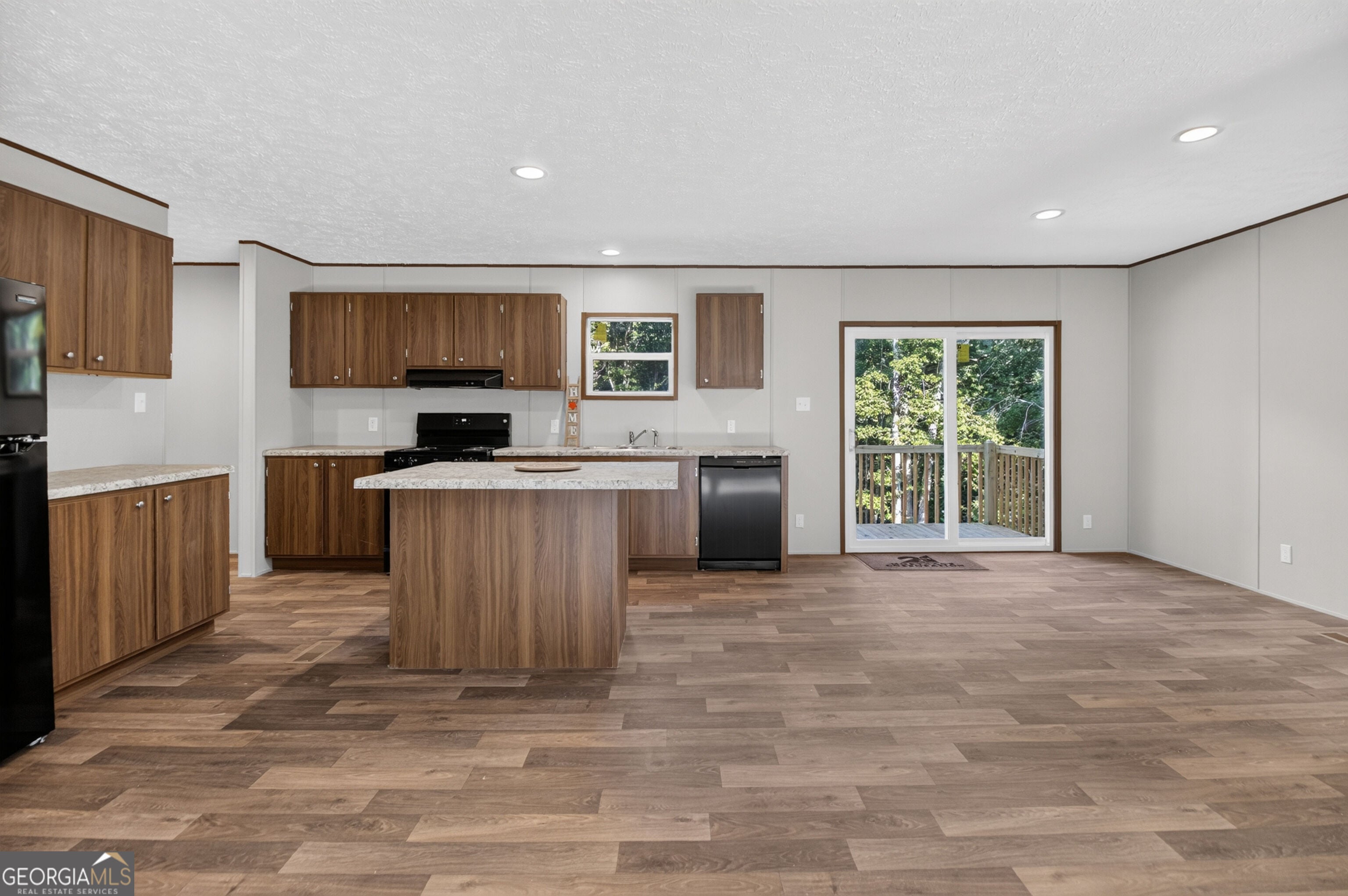 137 Mill Run DR