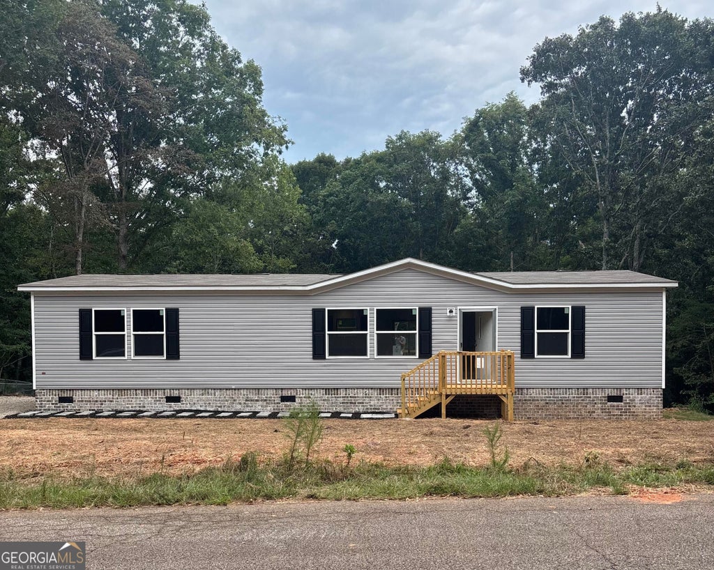 Photo of 137 Mill Run Drive, Comer, GA 30629 (MLS # 10834713)