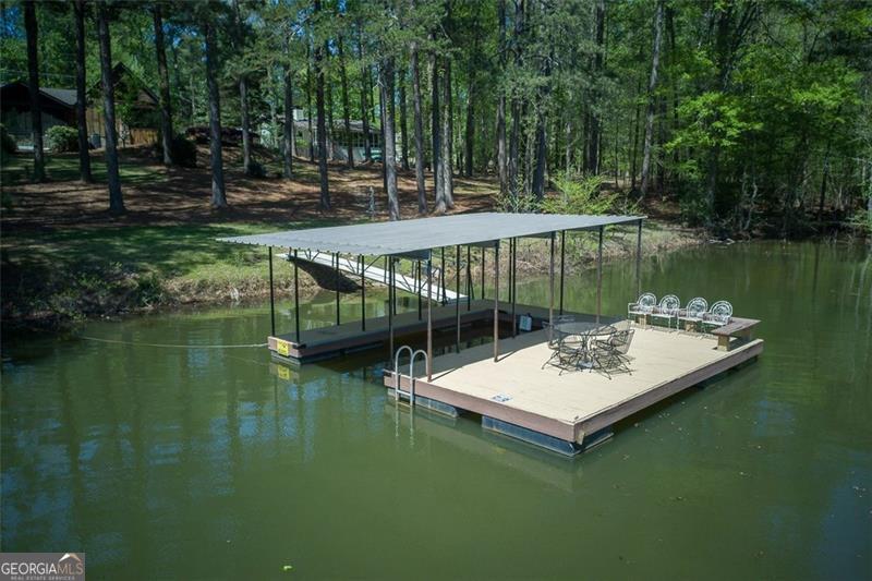 934 Pine CIR