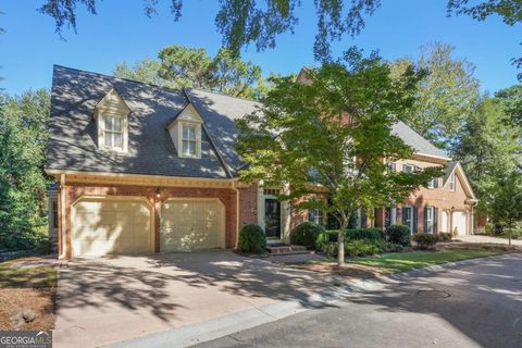 Photo of 5302 Fairfield N, Atlanta, GA 30338 (MLS # 10624072)