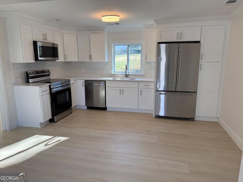 Photo of 3915 Dahlonega Highway, Cumming, GA 30028 (MLS # 10650671)