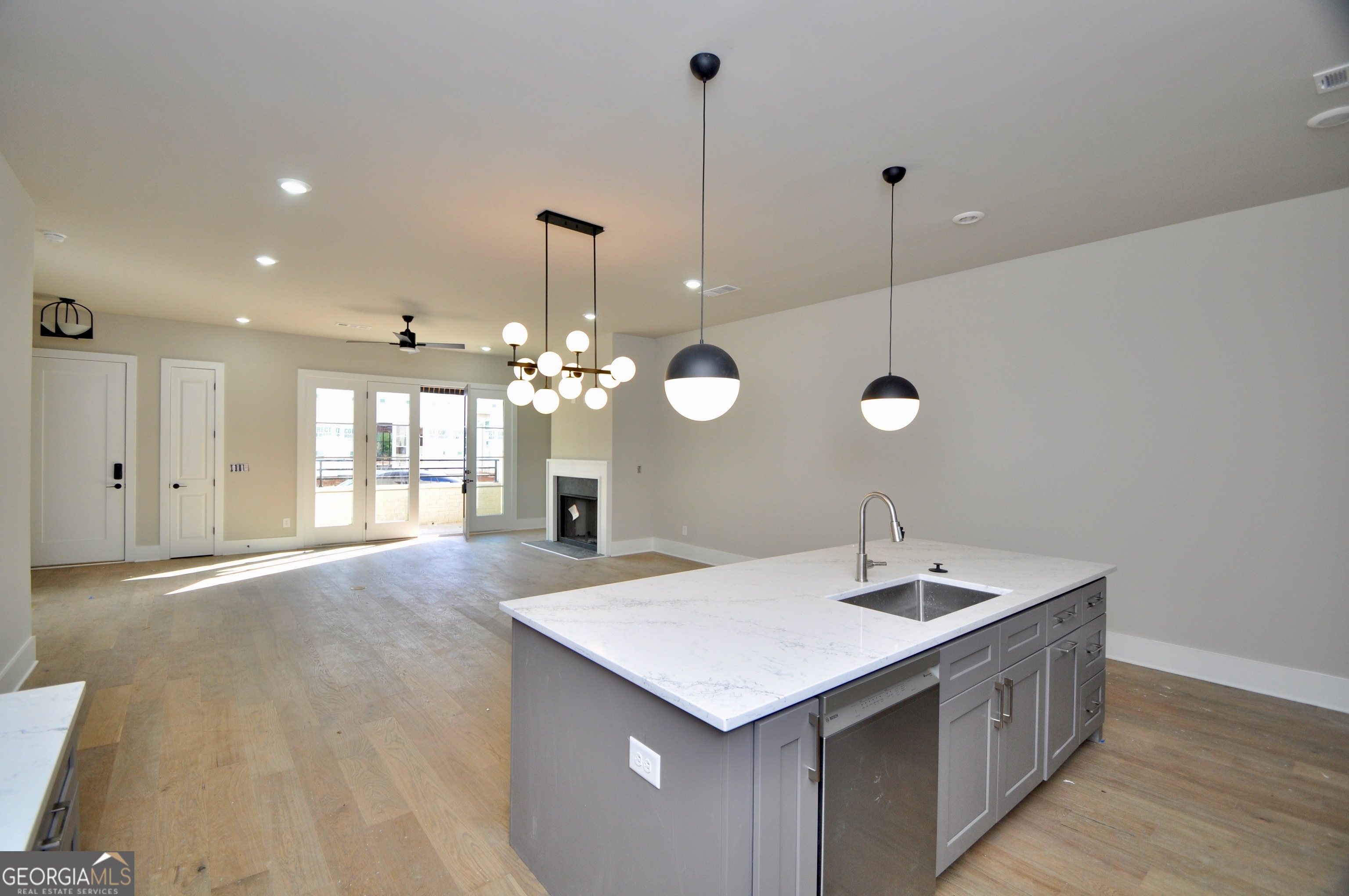 1311 Watson LN E8