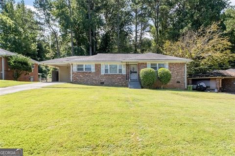 Photo of 2244 Bolling Brook Drive, Atlanta, GA 30311 (MLS # 10596441)