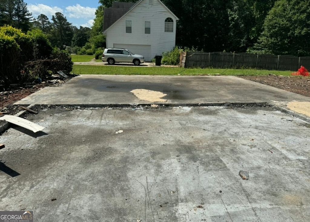 Photo of 326 Dylan Way, McDonough, GA 30252 (MLS # 10640686)