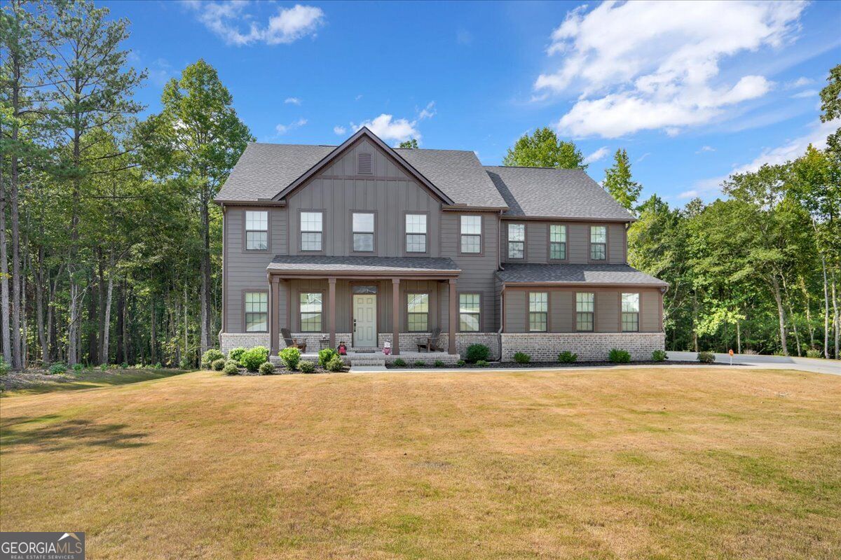 125 Longwood DR