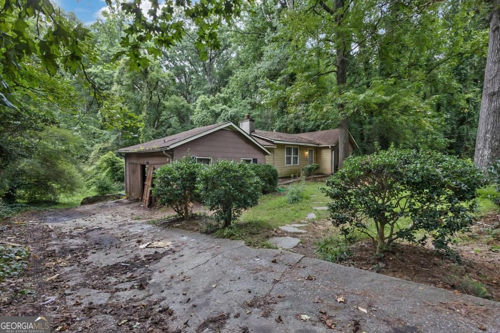 Photo of 241 Harlan Road SW, Atlanta, GA 30311 (MLS # 10839132)