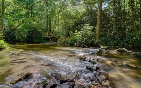 A home in Ellijay