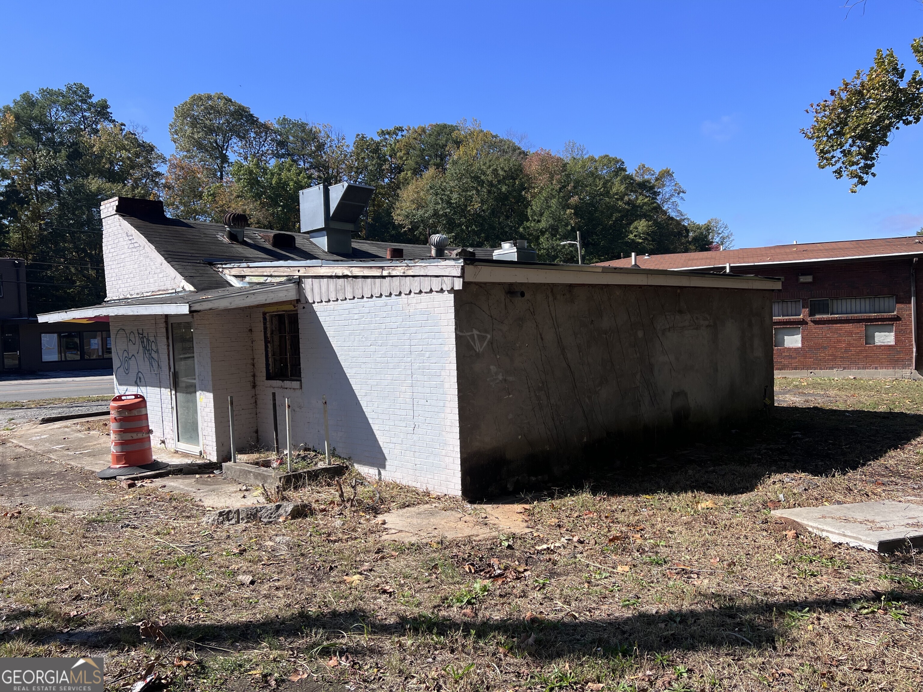 C409 - Commercial Sale