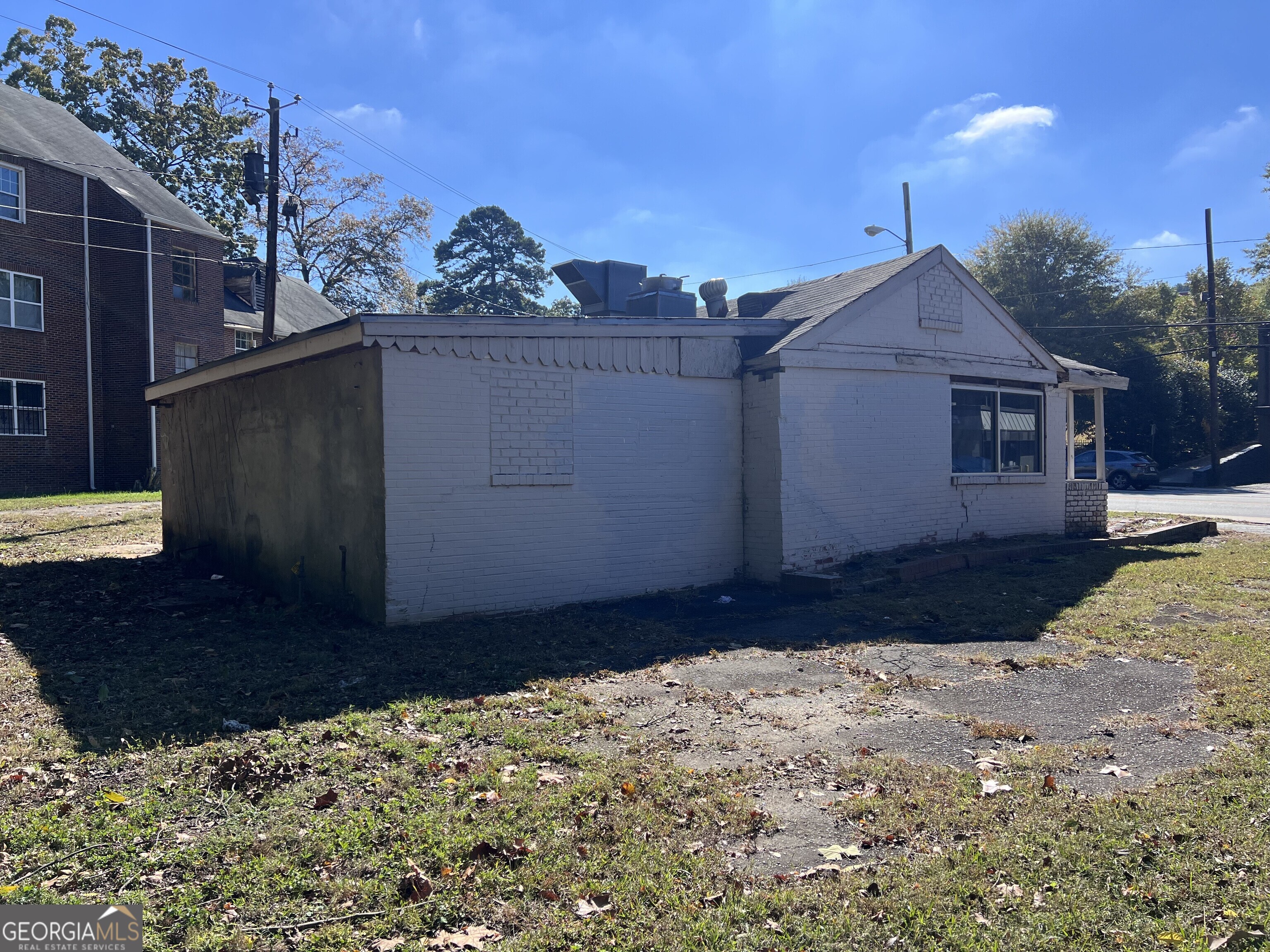 C409 - Commercial Sale