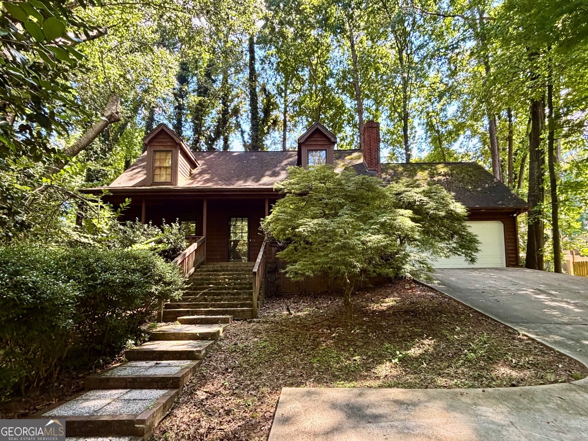 Located near Ronald Regan Pkwy and Five Forks Trickum. Great room with Fireplace, Log Lighter, and Tile Floor. Fully Equipped Updated Kitchen Includes Granite Counter tops, Smooth Top Range, Dishwasher, and Side by Side Refrigerator with Outside Ice and Water. Master on Main with Hardwood Floors. Upstairs Bedrooms are Spacious with Dormer Windows and Large Closets. Bonus Room Over the Garage with Second Staircase to First Floor. Screen Porch Over-Looks Stone Patio, Fenced Backyard, Large Outside Storage Building. WE NEVER ADVERTISE ON CRAIGSLIST. Sorry, NO PETS