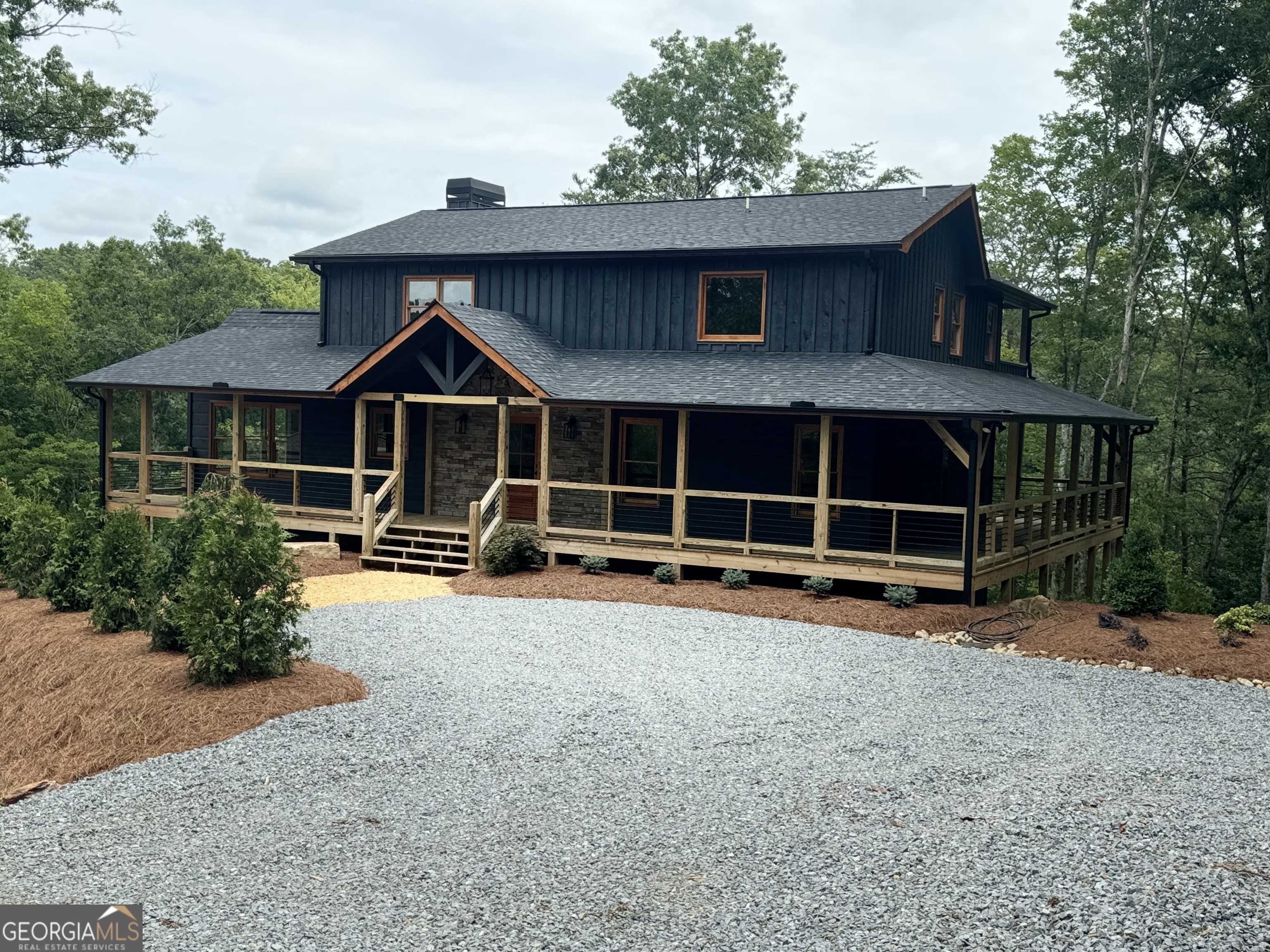 61 River Retreat Road