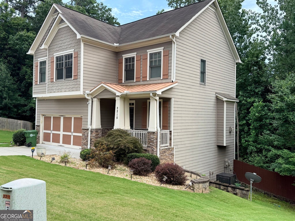 Photo of 2215 COLLINS RIDGE Drive, ATLANTA, GA 30318 (MLS # 10826870)