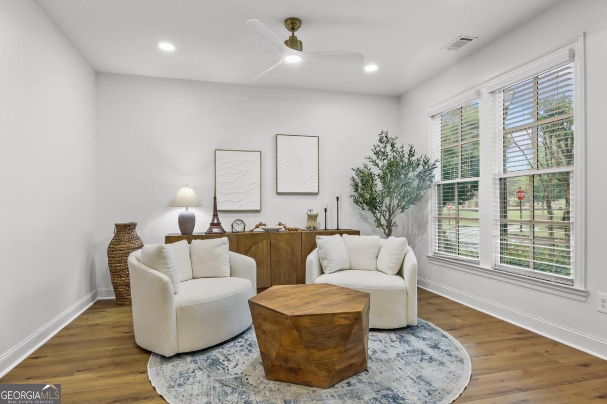 2013 White Cypress CT