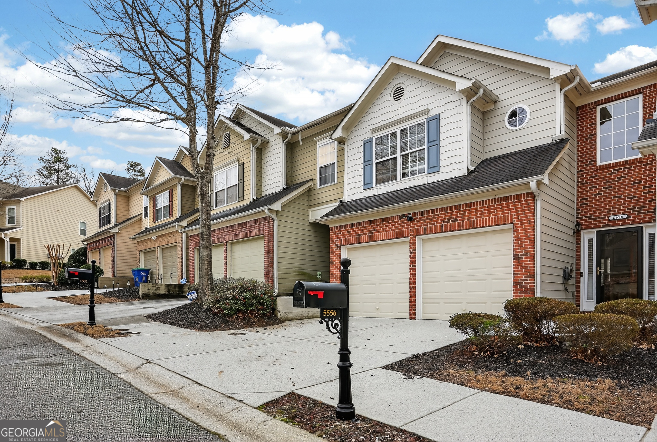 5556 Cascade RUN SW
