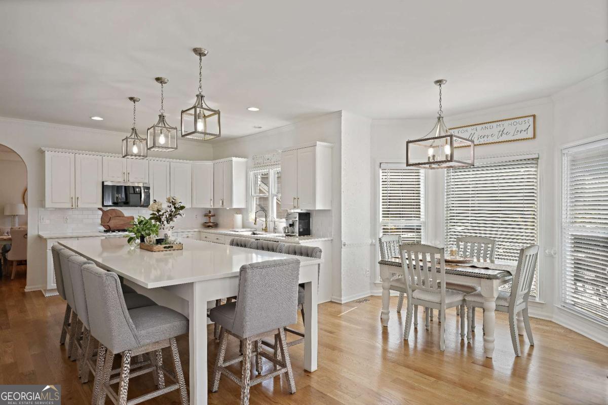 3038 Fairhaven RDG NW