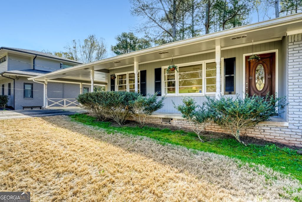 Photo of 2971 Greenbrook Way NE, Atlanta, GA 30345 (MLS # 10714082)