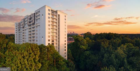 Photo of 2460 Peachtree Road NE #1411, Atlanta, GA 30305 (MLS # 10781244)