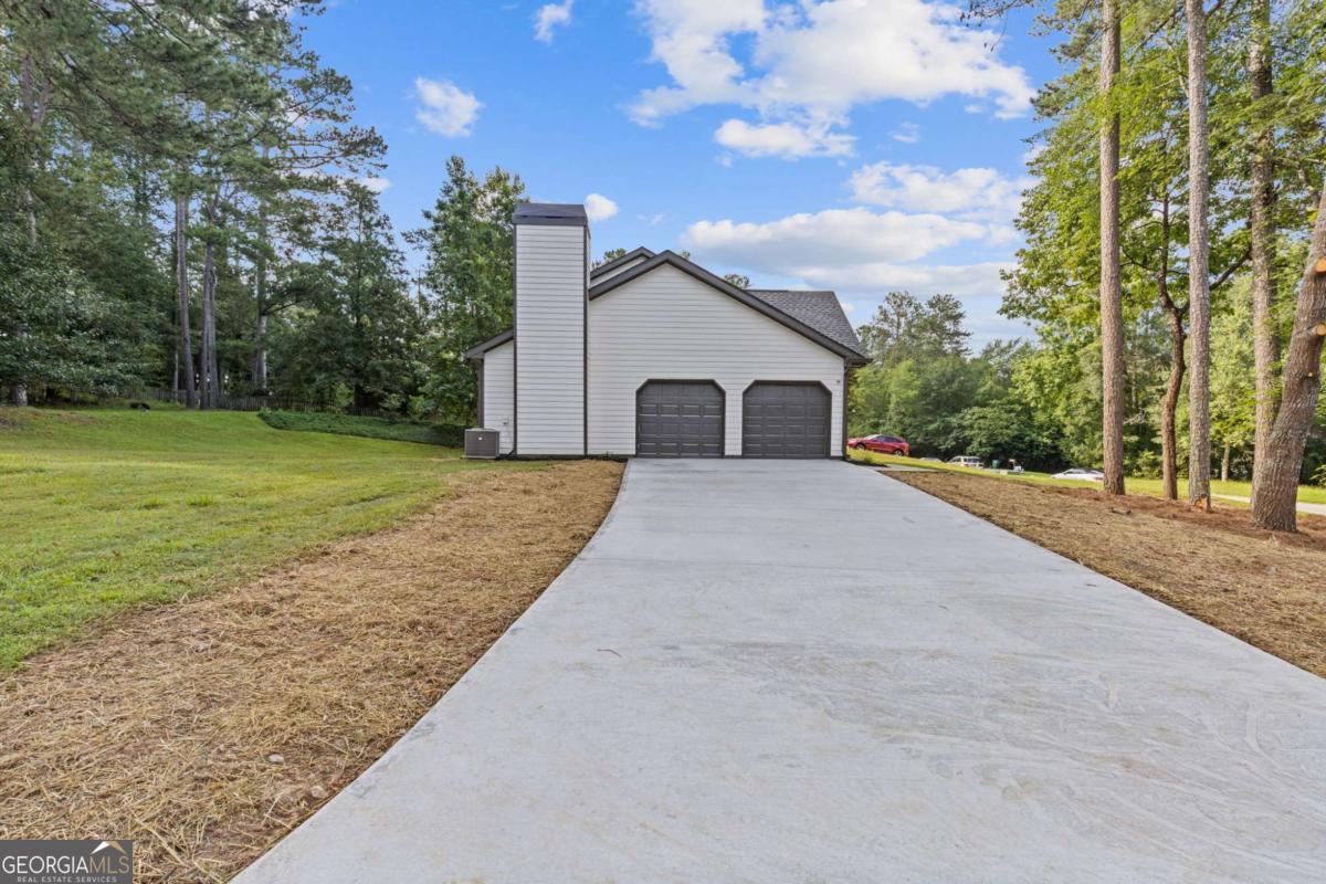 4000 Brittan Glade TRL
