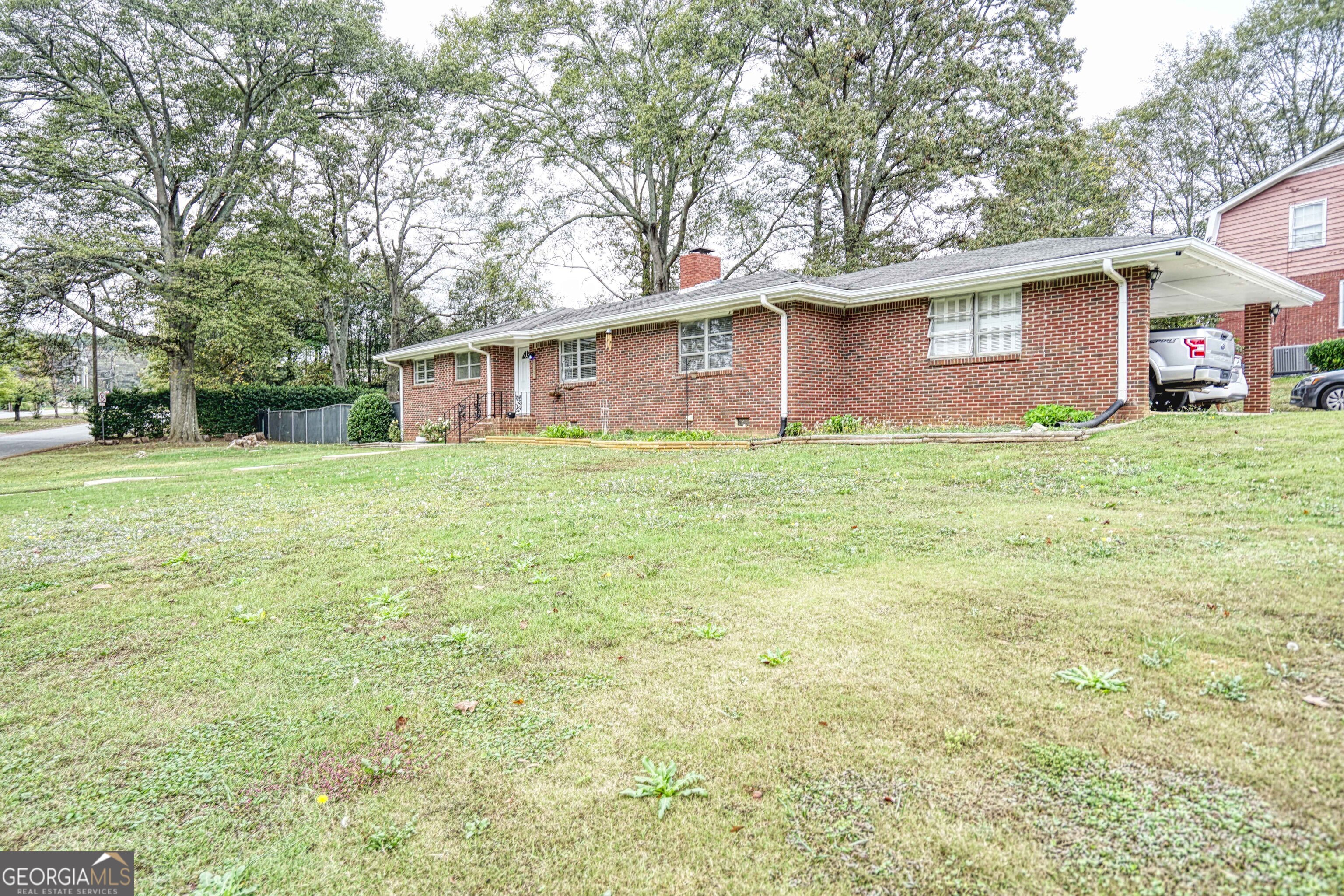 680 Sherwood DR