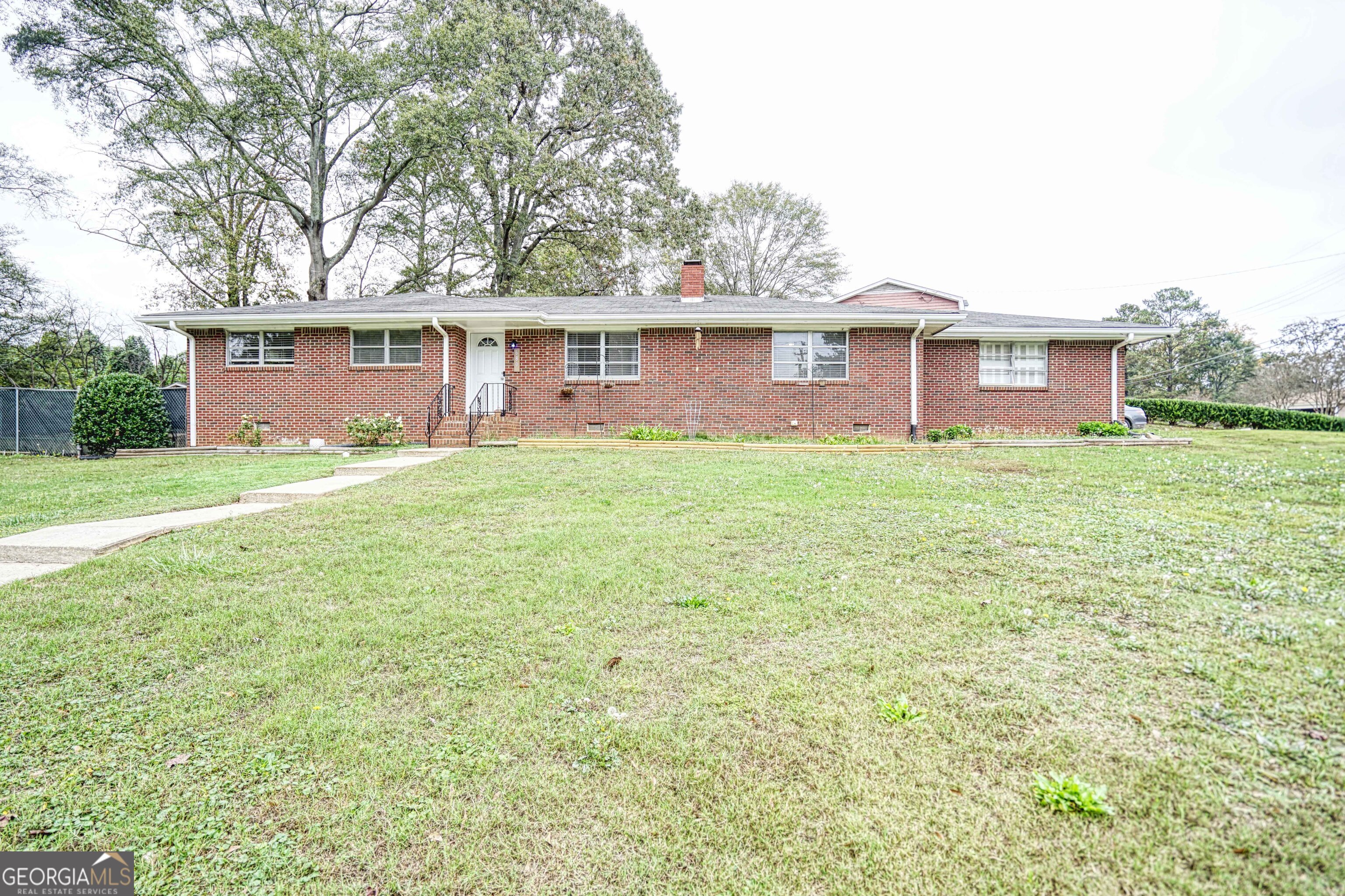 680 Sherwood DR