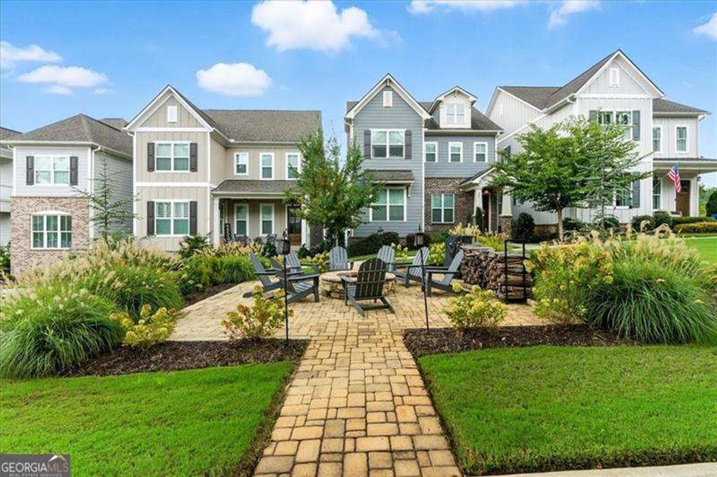 Photo of 408 Silverbell Way S, Marietta, GA 30060 (MLS # 10631372)