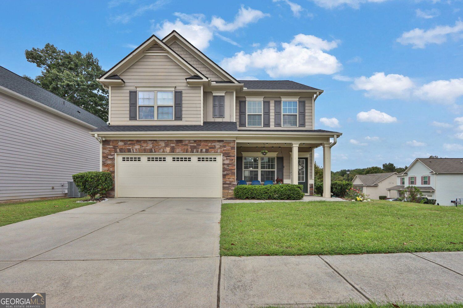 860 Pine Arbor LN