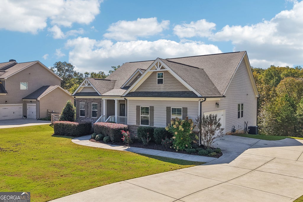 Photo of 6530 Providence Lake Drive, Gainesville, GA 30506 (MLS # 10871822)
