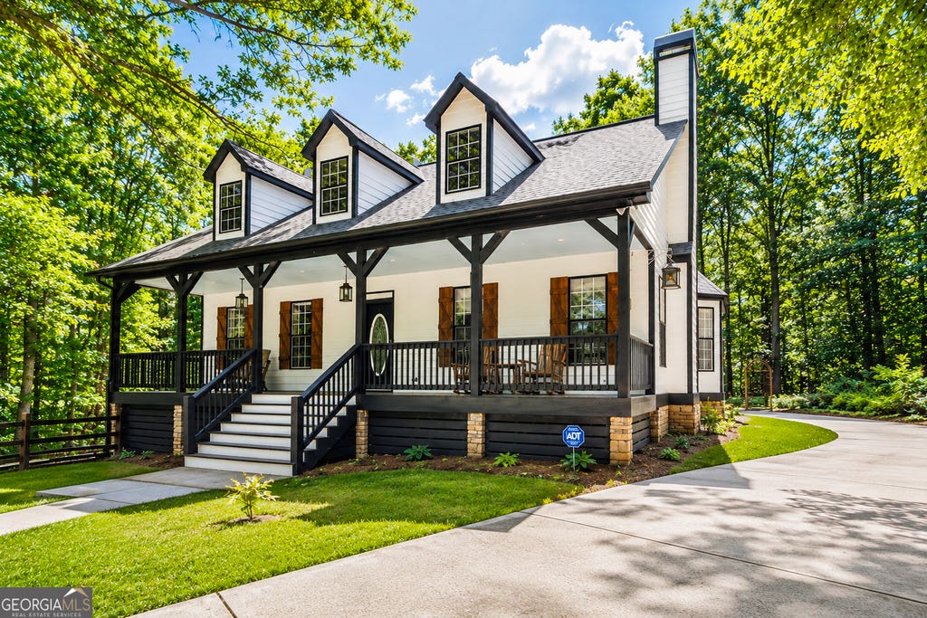 Photo of 2411 Highway 9 S, Dawsonville, GA 30534 (MLS # 10793905)