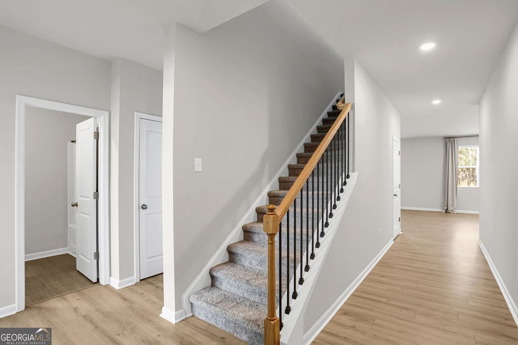 Photo of 176 Summit Pointe Lane, Dallas, GA 30132 (MLS # 10660467)