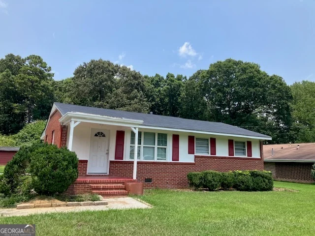 109 Scott Avenue