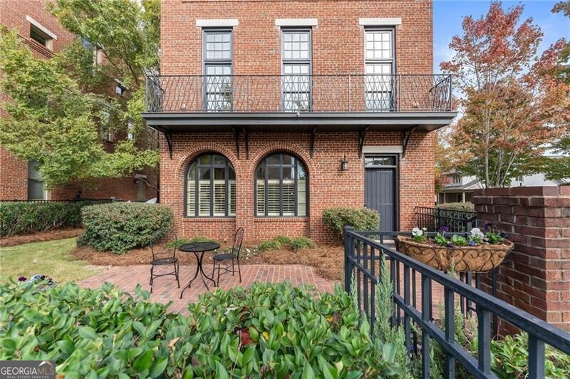 Crabapple Crossroads - Residential Lease