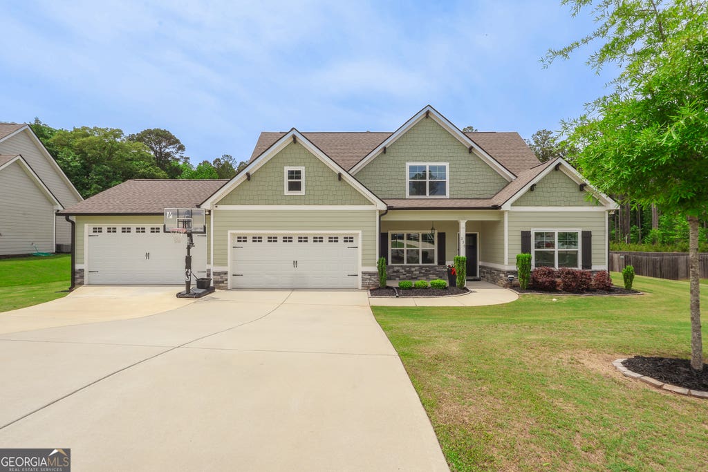 Photo of 250 Cushing Street, Senoia, GA 30276 (MLS # 10791215)