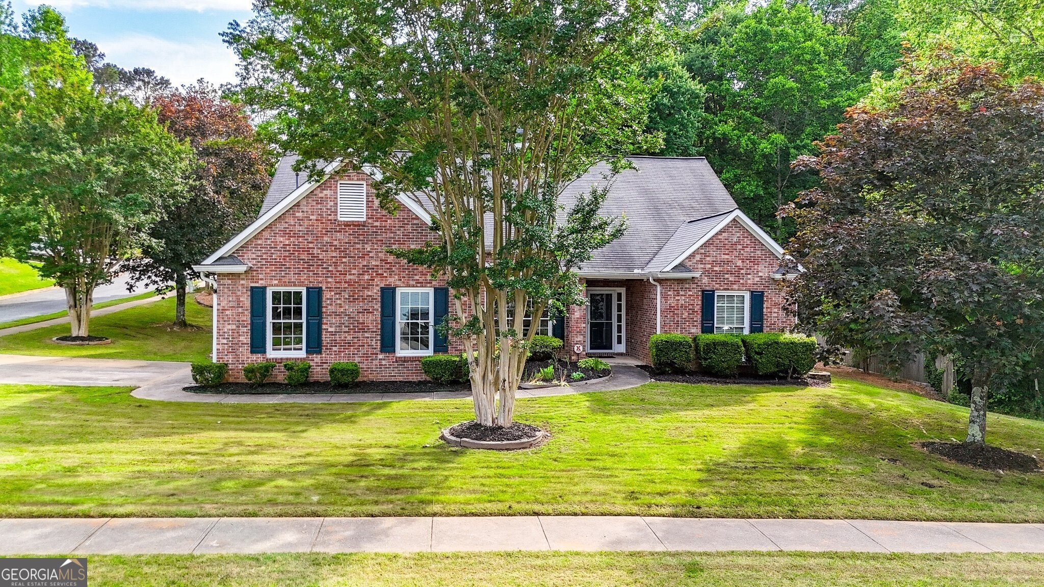 Welcome to this beautifully updated 3-bedroom, 2-bath stepless ranch home nestled on a desirable corner lot. Featuring an open floor plan full of natural light, this move-in ready gem offers comfort, functionality and modern upgrades. Inside you will find fresh paint and new luxury vinyl plank flooring that flows seamlessly through the main living areas, with plush carpeting reserved for the bedrooms and tile in the baths. The family room boasts a double-sided fireplace shared with the elegant dining area, creating a warm and welcoming ambiance for cozy evenings. The updated kitchen shines with new butcher block countertops, a stylish tile backsplash and modern light fixtures and breakfast area. The sunroom with sliding windows that opens to screens allows you to enjoy the fresh air and sunshine year-round. The Split-bedroom layout provides added privacy. Primary bedroom features a sliding glass door that leads directly to the backyard, while the en-suite bath offers double sinks, a separate shower, and a large soaking tub for a relaxing retreat. Additional highlights include a laundry/mud room conveniently located off the garage, handy storage shed, inviting front porch. Community amenities include golf, tennis and swimming.
