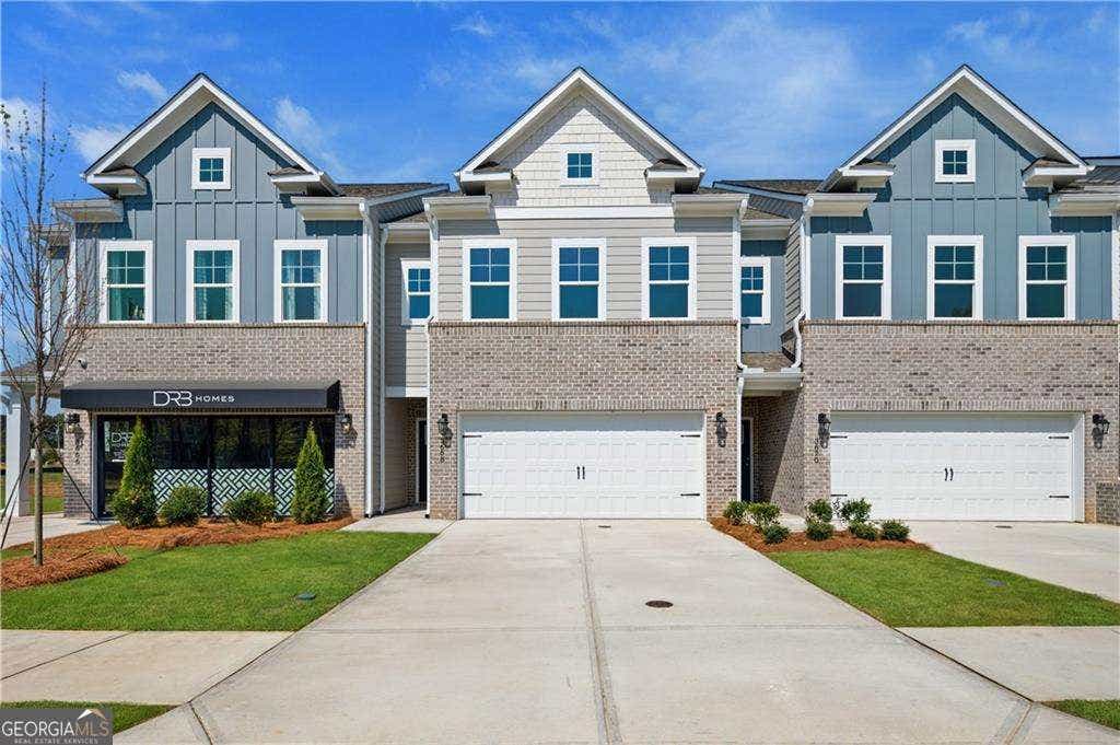 Photo of 3663 Donovan Circle, Loganville, GA 30052 (MLS # 10821098)
