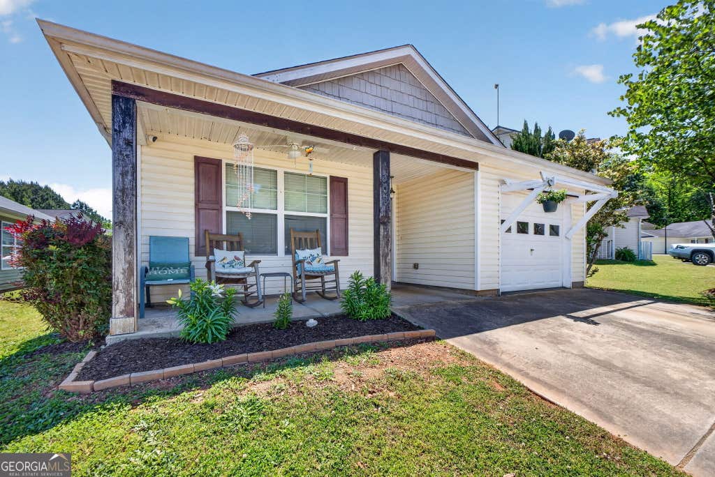 Photo of 308 Wrightsburg Way, Zebulon, GA 30295 (MLS # 10818559)