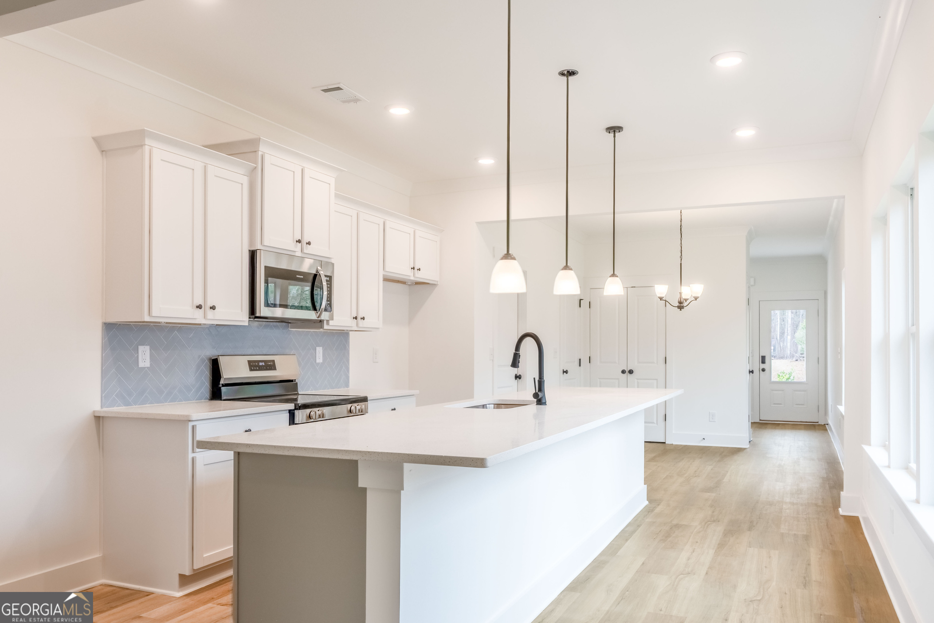 711 Hunter Welch PKWY