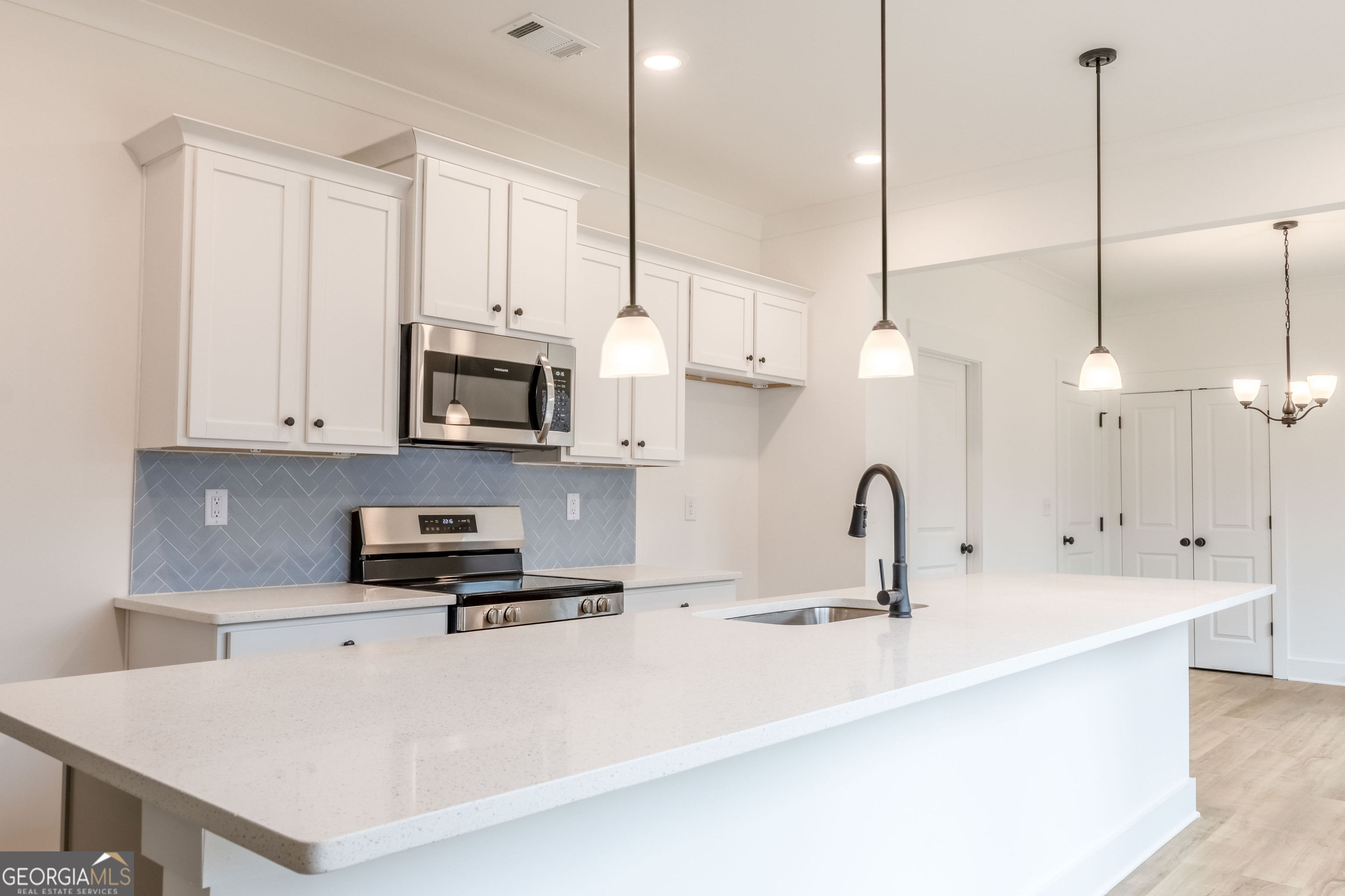 711 Hunter Welch PKWY