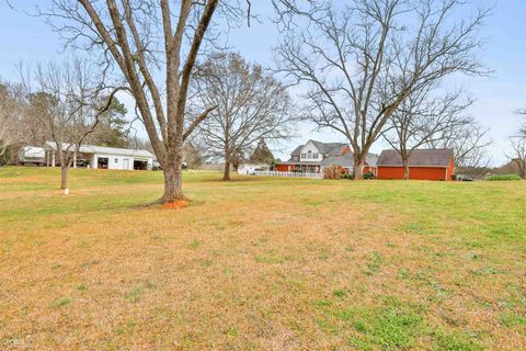 A home in Thomaston