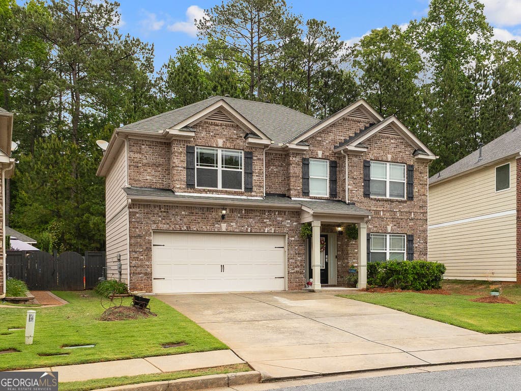 Photo of 12 Seville Court, Newnan, GA 30263 (MLS # 10781386)