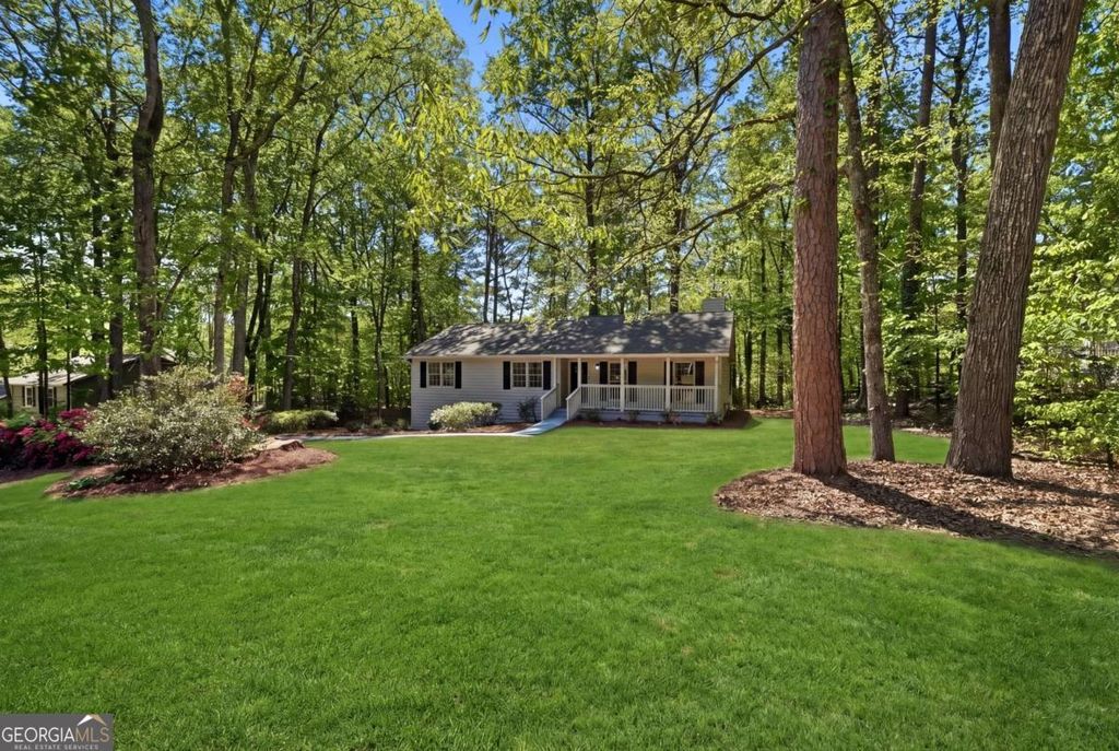 Photo of 3215 Battle Field Way NW, Marietta, GA 30064 (MLS # 10732022)