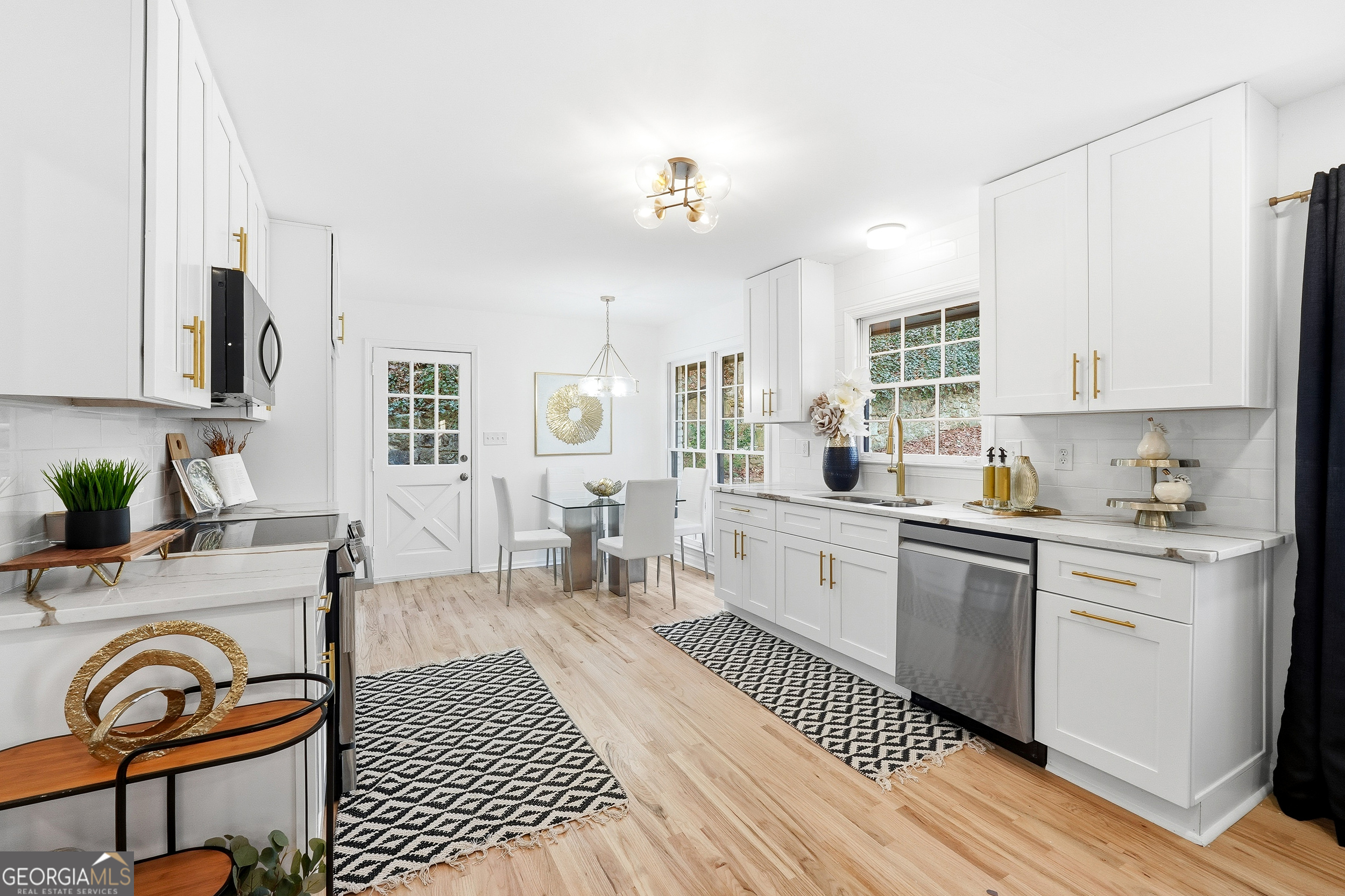 2520 Overlook WAY NE