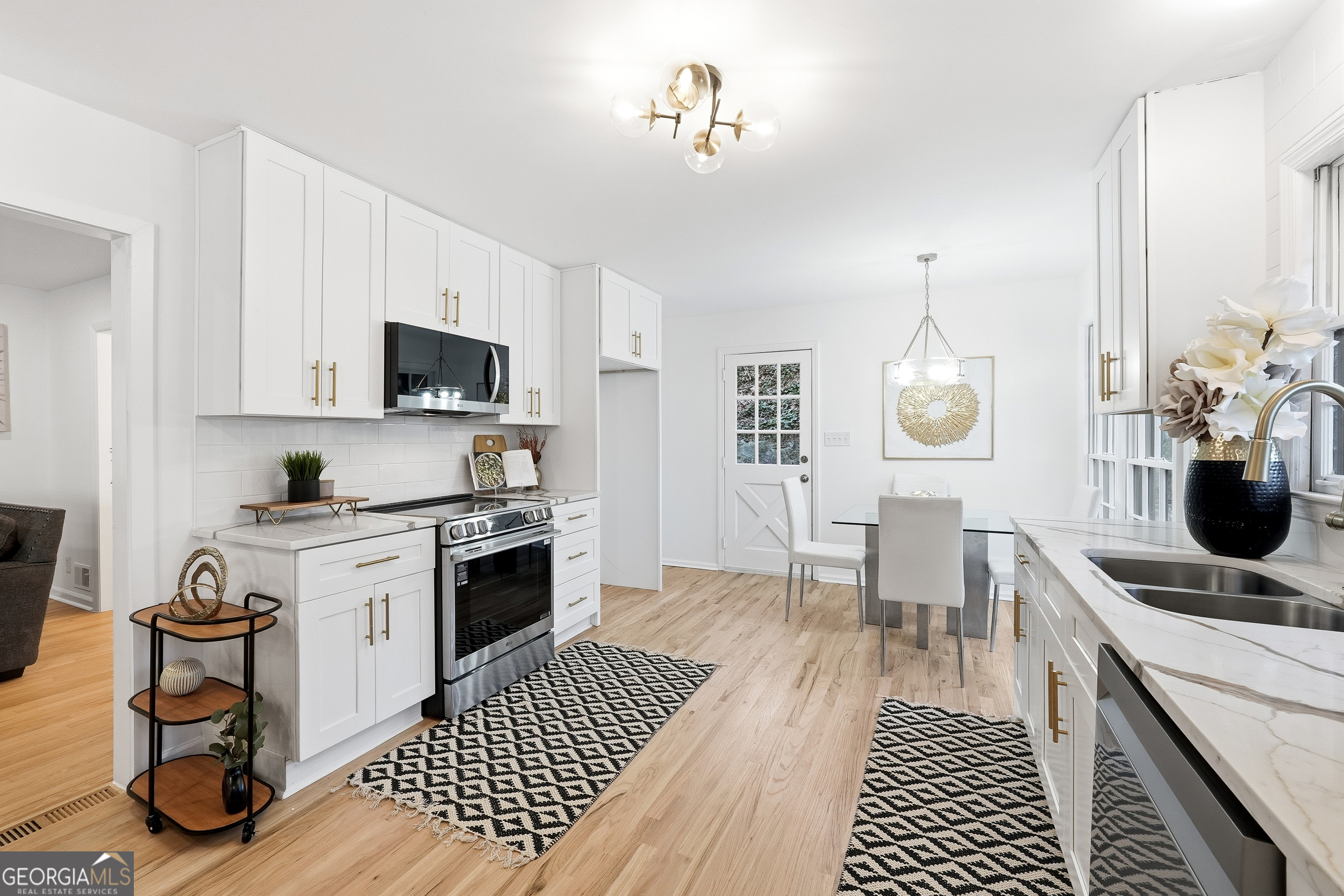 2520 Overlook WAY NE