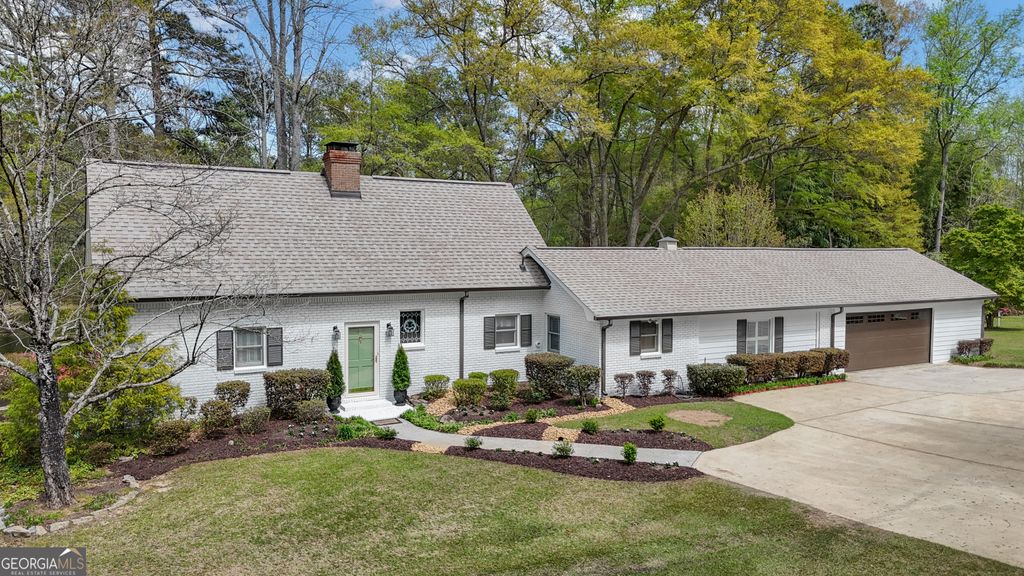 Photo of 238 Kirkley Road, Tyrone, GA 30290 (MLS # 10724276)