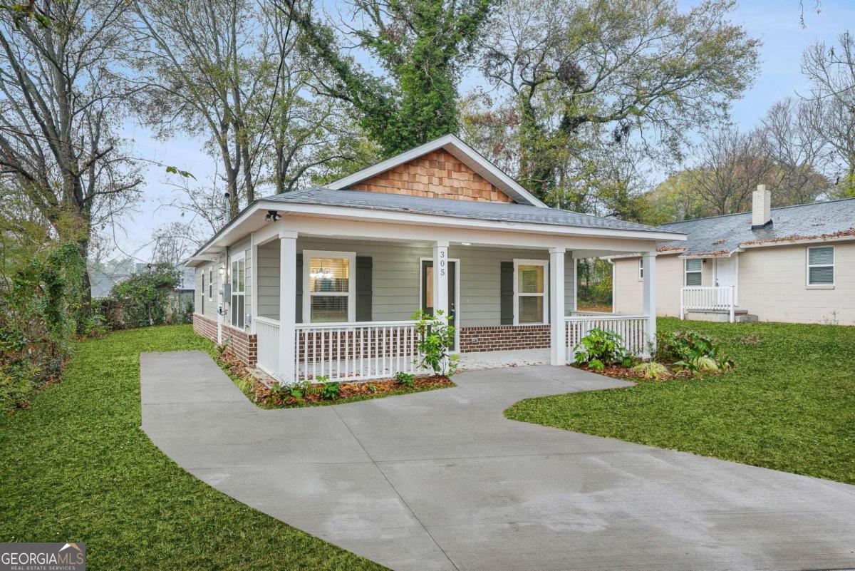 305 Henry Aaron AVE SW