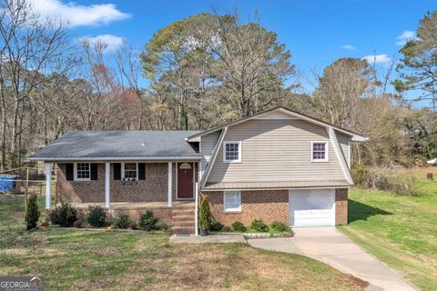 Photo of 405 STRAWBERRY LANE Ln SE #LINDALE, Lindale, GA 30147 (MLS # 10697686)