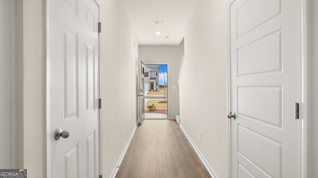 206 Kenmore CIR